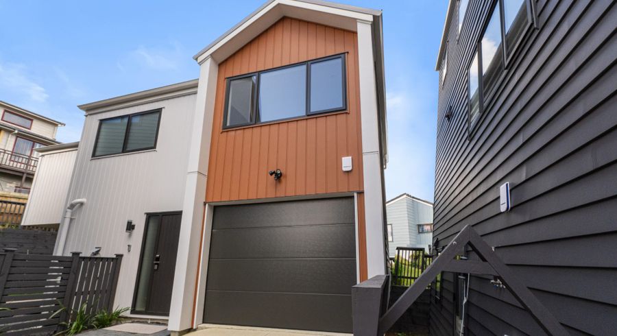  at 5/6 Woodhouse Place, West Harbour, Waitakere City, Auckland