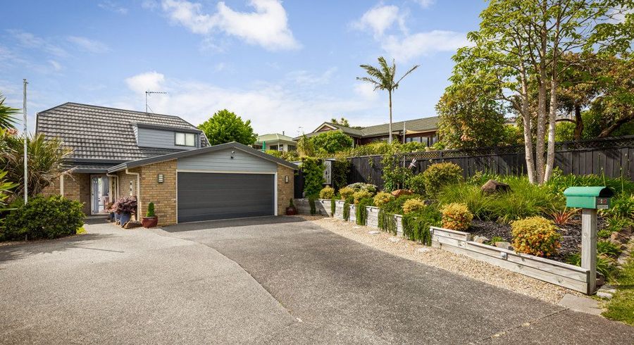  at 2/12 Ballini Rise, West Harbour, Auckland