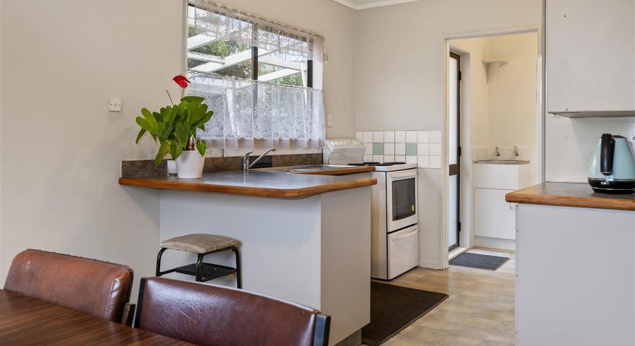  at 33 Pohutukawa Drive, Owhata, Rotorua