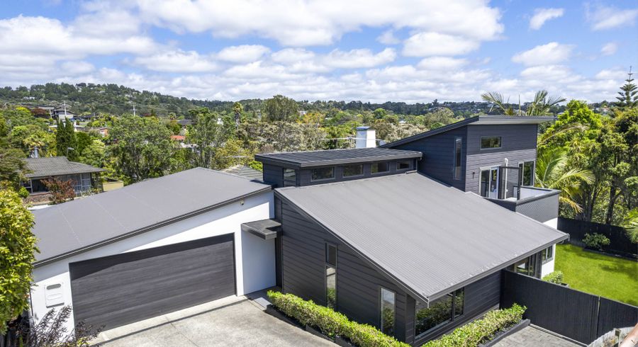  at 25A Barron Drive, Green Bay, Waitakere City, Auckland