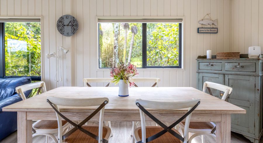  at 472A Sea View Rd, Onetangi, Waiheke Island, Auckland