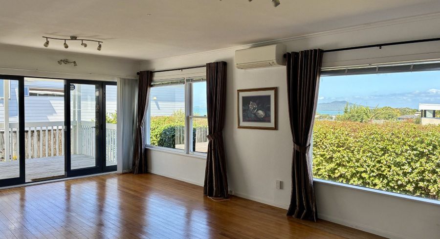  at 1A Aberdeen Road, Castor Bay, North Shore City, Auckland