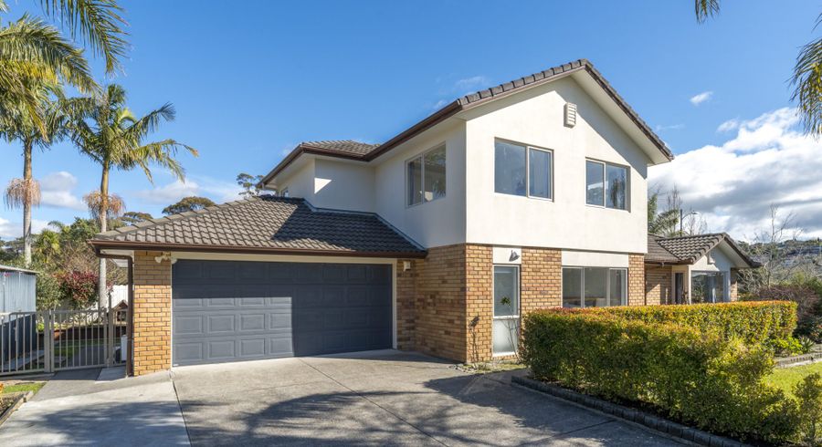  at 42 Lake Panorama Drive, Henderson, Waitakere City, Auckland