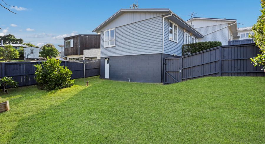  at 3/3 Epping Street, Glen Innes, Auckland