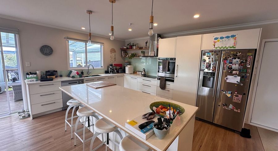  at 432 Huia Road, Laingholm, Waitakere City, Auckland