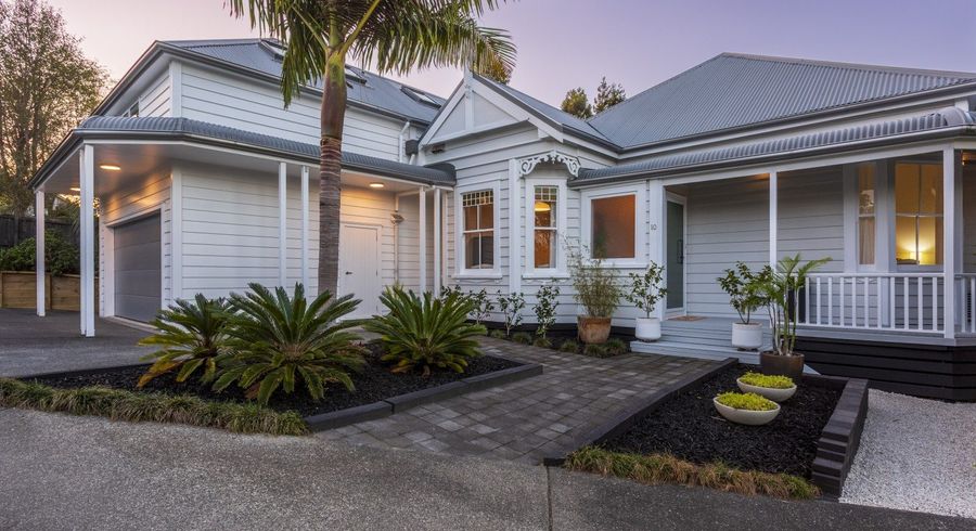  at 10 Olwyn Place, Greenhithe, North Shore City, Auckland