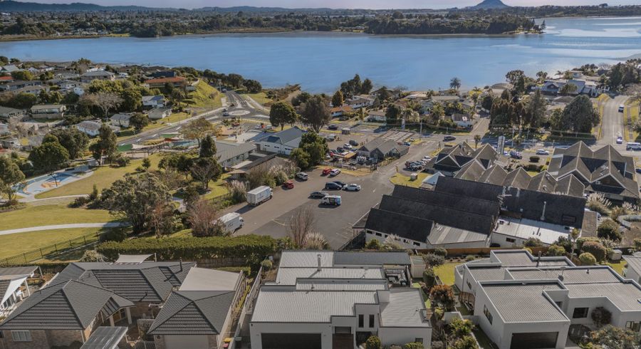  at 8 Lorrigan Way, Welcome Bay, Tauranga, Bay Of Plenty