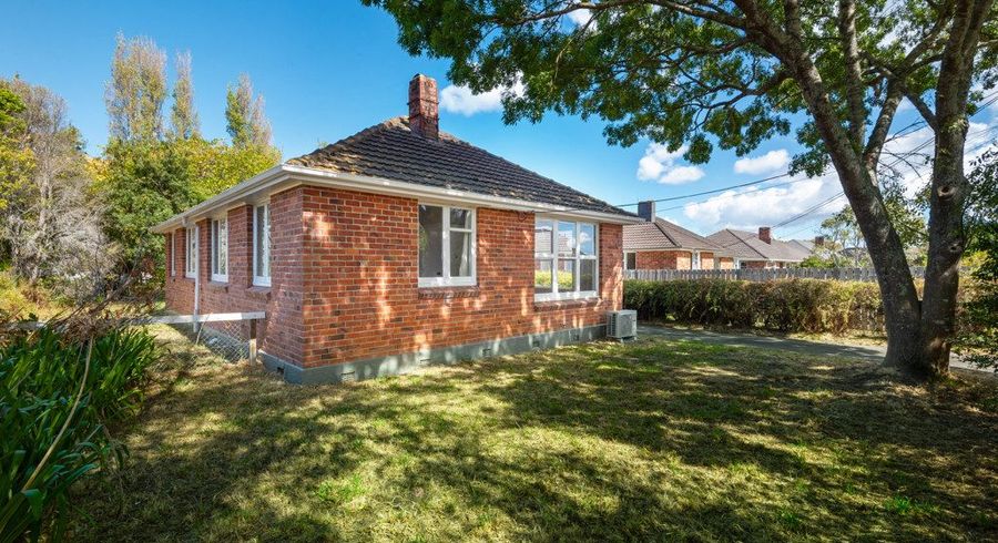  at 59 Roberts Avenue, Bayswater, Auckland