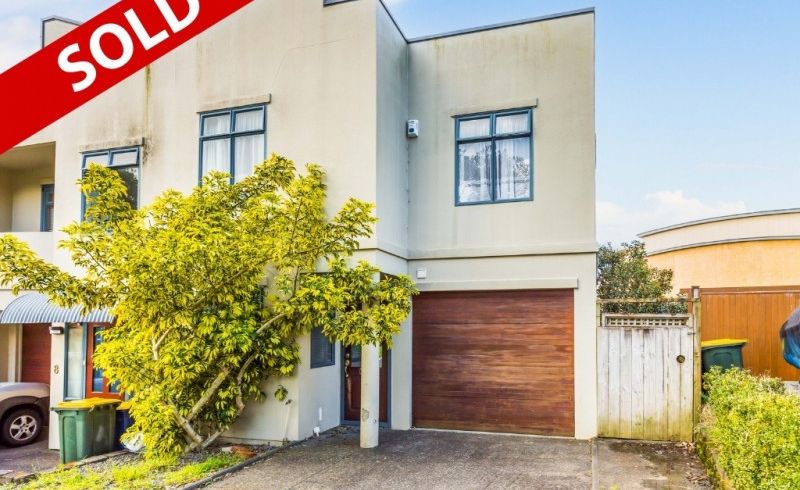  at 6-8/9 Pannill Place, Oteha, Auckland
