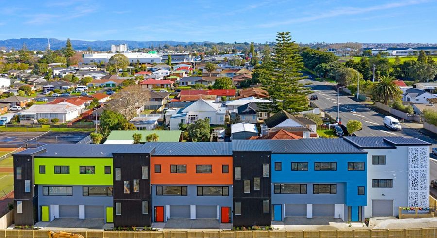  at 1/3238 Great North Road, New Lynn, Waitakere City, Auckland