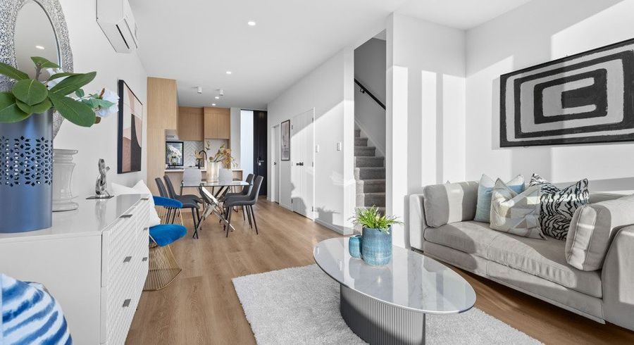  at 102 Whakatupu Road, Flat Bush, Manukau City, Auckland