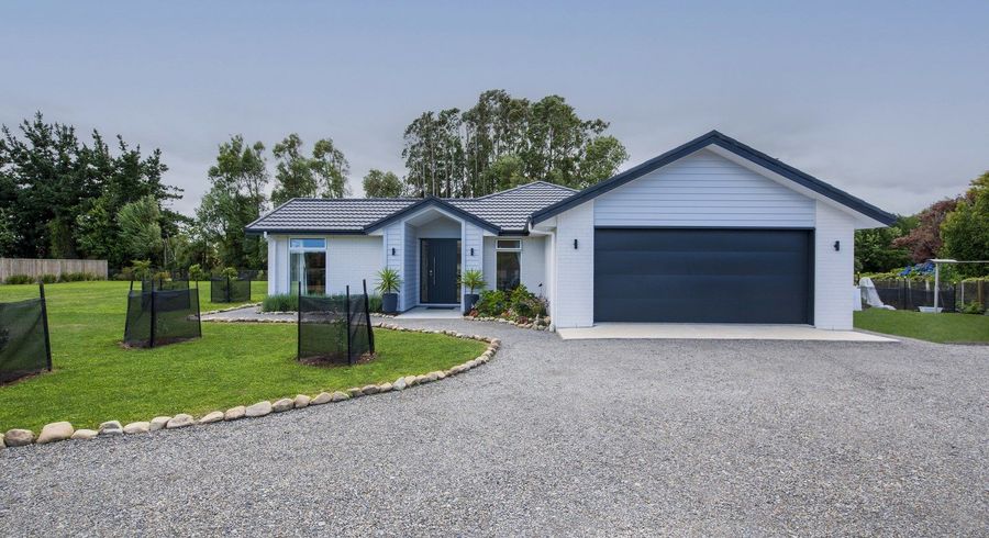  at 7 Fairview Place, Levin, Levin