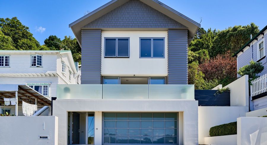  at 1 Upper Lewisville Terrace, Thorndon, Wellington