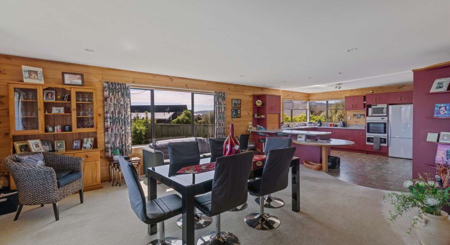  at 10 Bradley Place, Lynmore, Rotorua