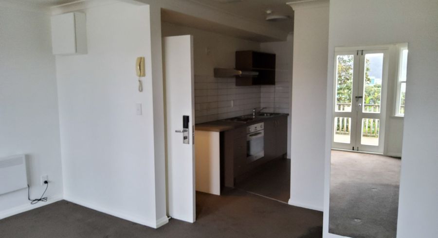  at 2/221 The Terrace, Te Aro, Wellington, Wellington