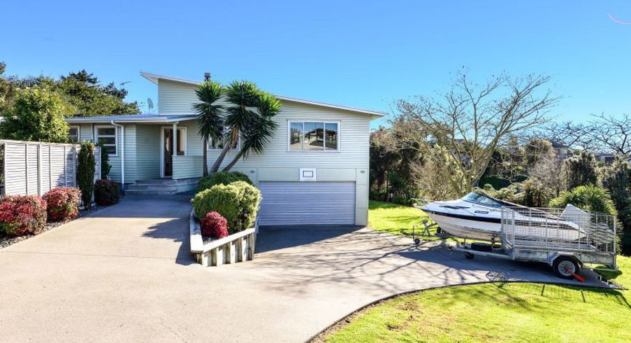  at 16 Logan Court, Chartwell, Hamilton, Waikato
