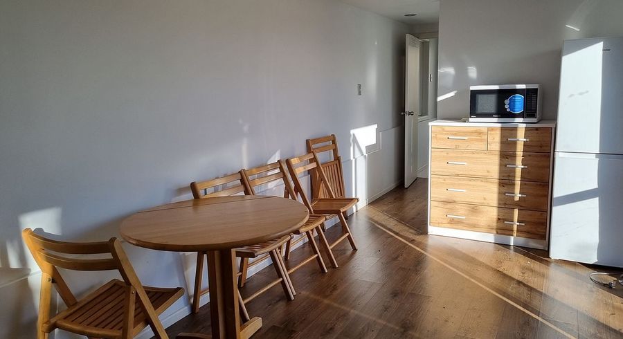  at 602 East Coast Road, Pinehill, North Shore City, Auckland