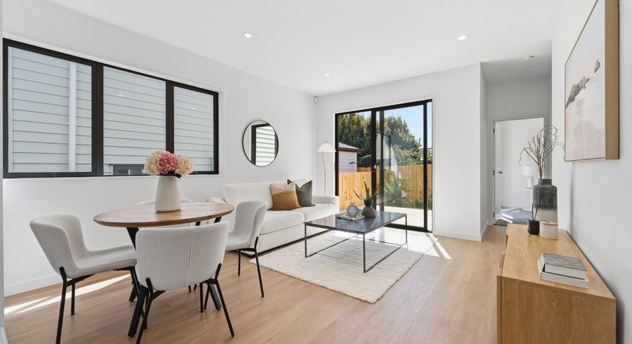  at 7B September Place, Forrest Hill, North Shore City, Auckland