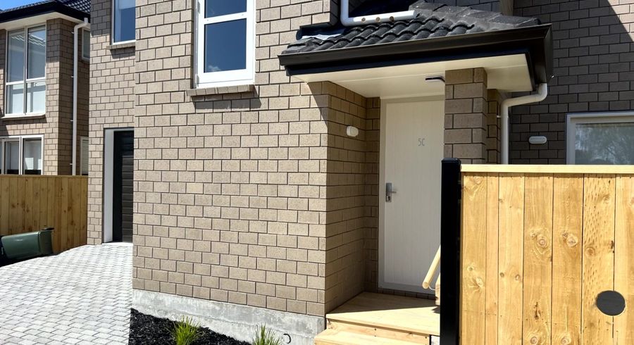  at 3/5 Oregon Ave, Avondale, Auckland City, Auckland