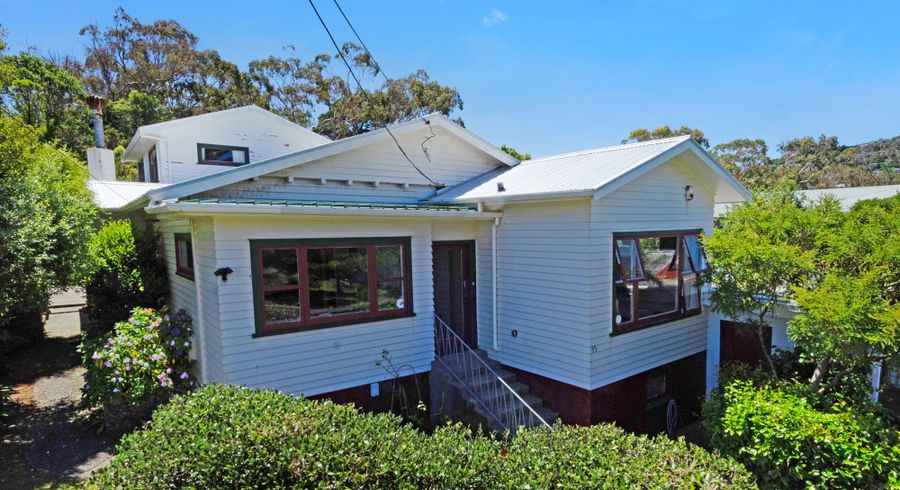  at 35 Rosehaugh Avenue, Karori, Wellington
