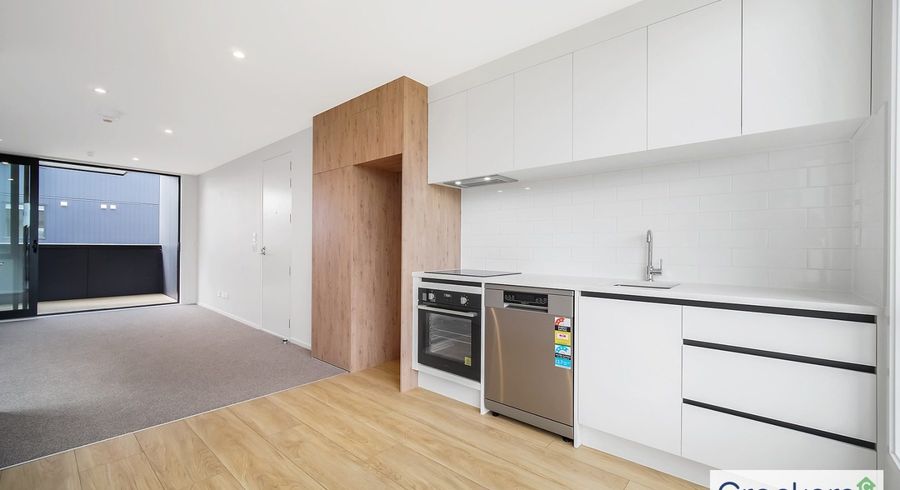  at 5/4 Treasure Lane, Te Atatu South, Waitakere City, Auckland