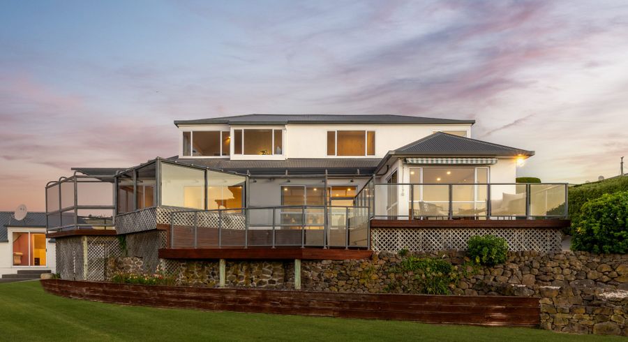  at 12 Belleview Terrace, Mount Pleasant, Christchurch City, Canterbury