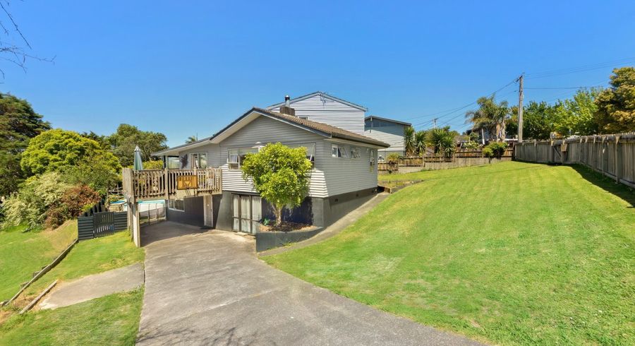  at 303 Don Buck Road, Massey, Waitakere City, Auckland