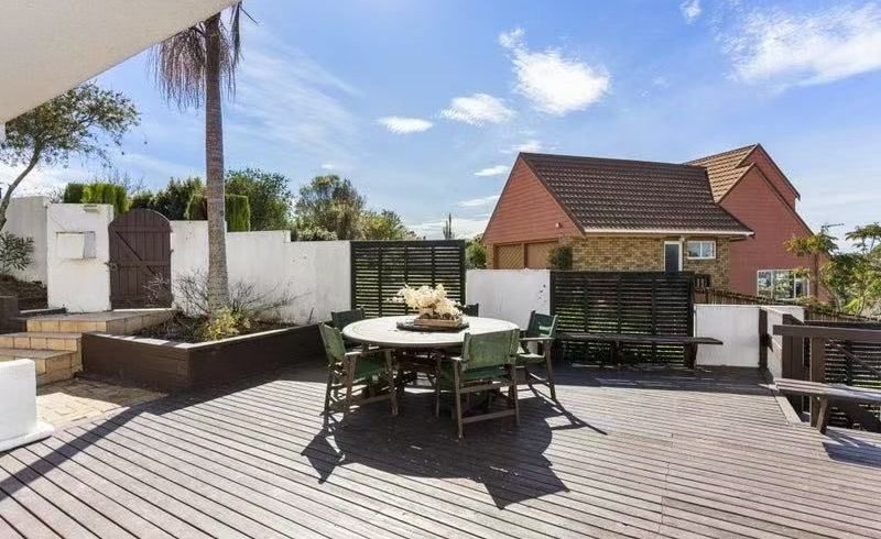  at 22 Cairnbrae Court, Northcross, Auckland