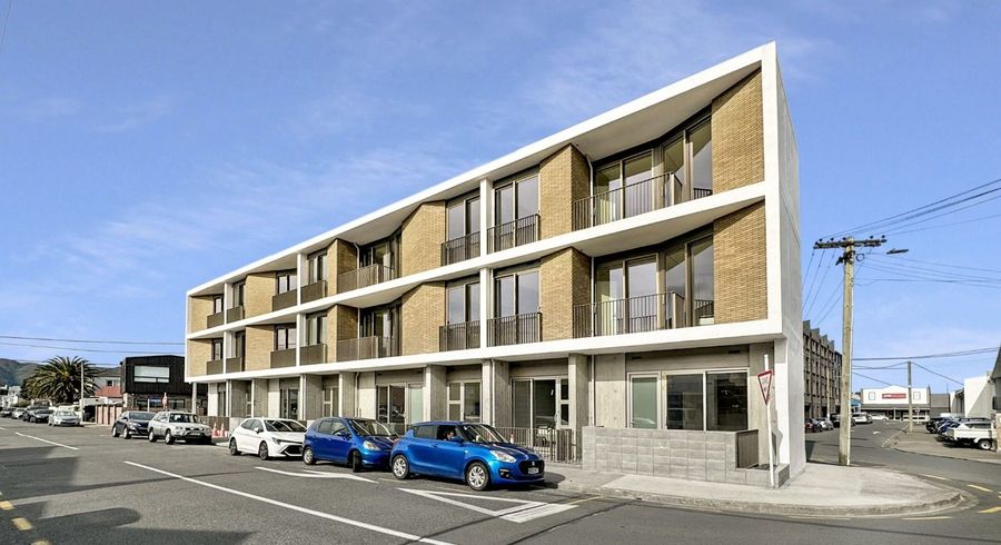  at 205/2 Campbell Terrace, Petone, Lower Hutt, Wellington
