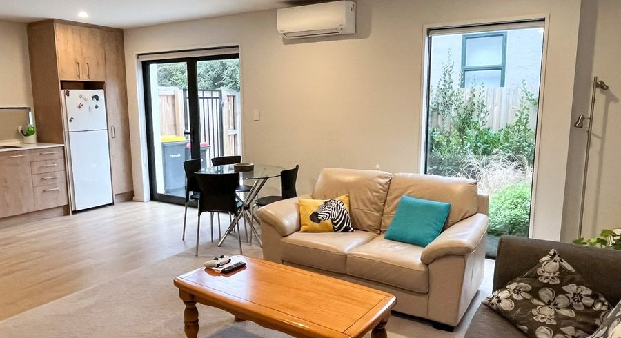  at 2/16 Devon Street, Sydenham, Christchurch City, Canterbury