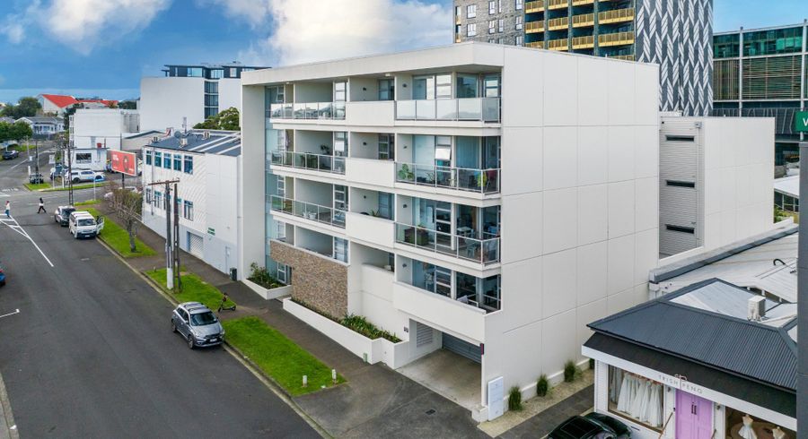  at 2H/39 Mackelvie Street, Grey Lynn, Auckland City, Auckland