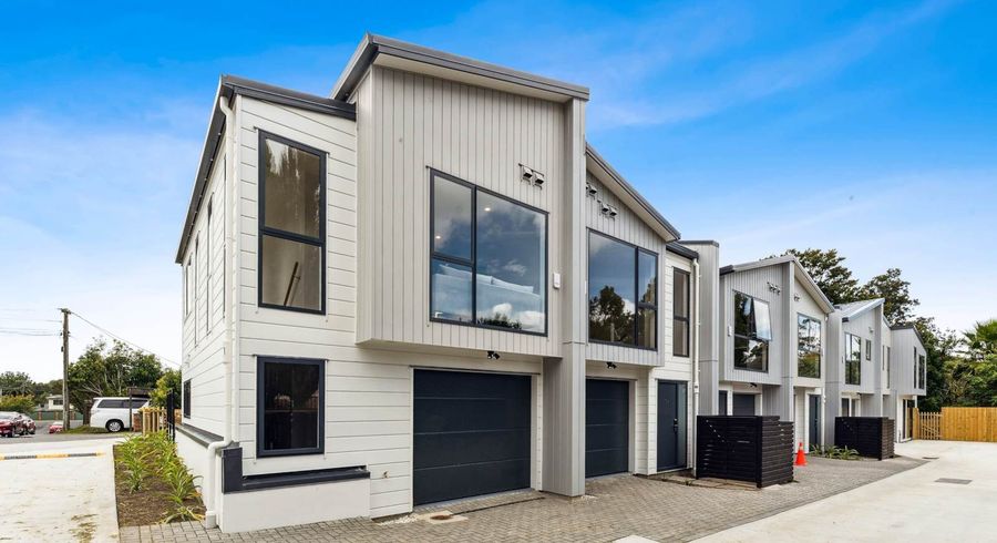  at Lot 5/10 Powell Place, Henderson, Waitakere City, Auckland