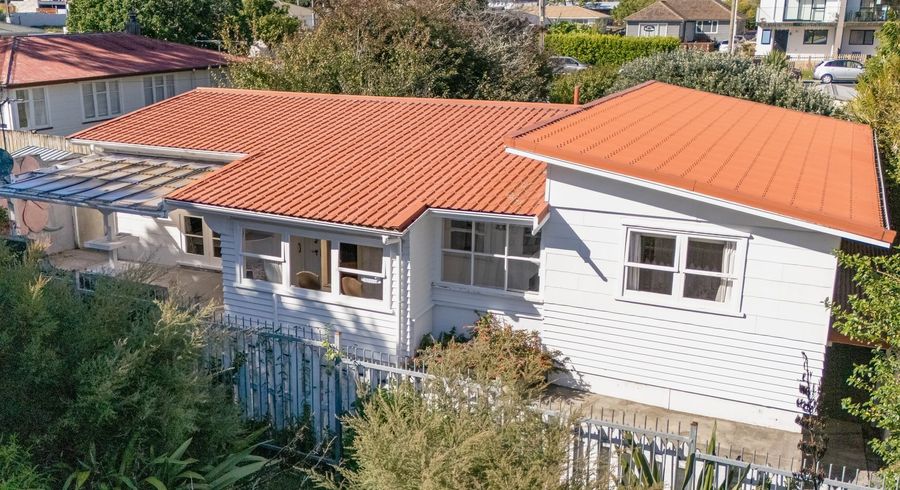  at 21 St Leonards Road, Kelston, Waitakere City, Auckland