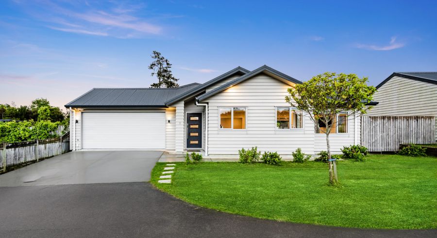  at 11 Magnolia Lane, Helensville