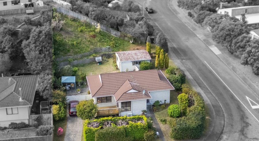  at 28 Weggery Drive, Waikanae Beach, Kapiti Coast, Wellington