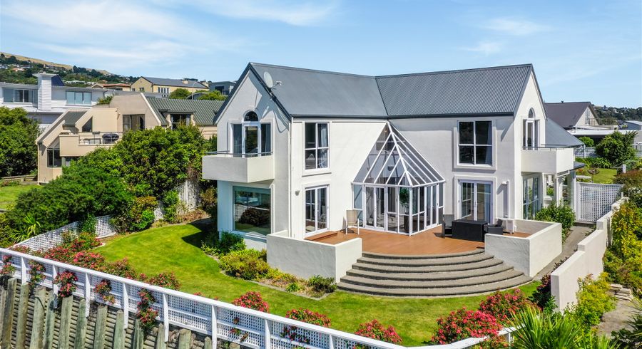  at 9 Dunkeld Lane, Redcliffs, Christchurch