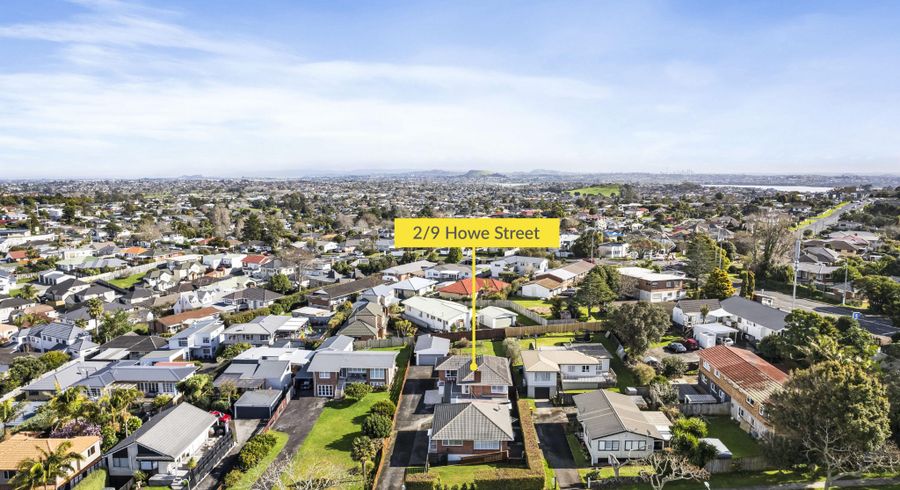  at 2/9 Howe Street, Howick, Auckland