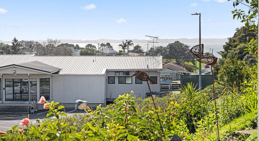  at 6/54 Sale Street, Howick, Auckland