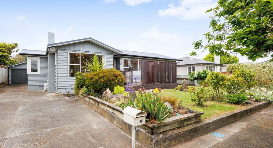  at 24 Akaroa Avenue, Awapuni, Palmerston North, Manawatu / Whanganui