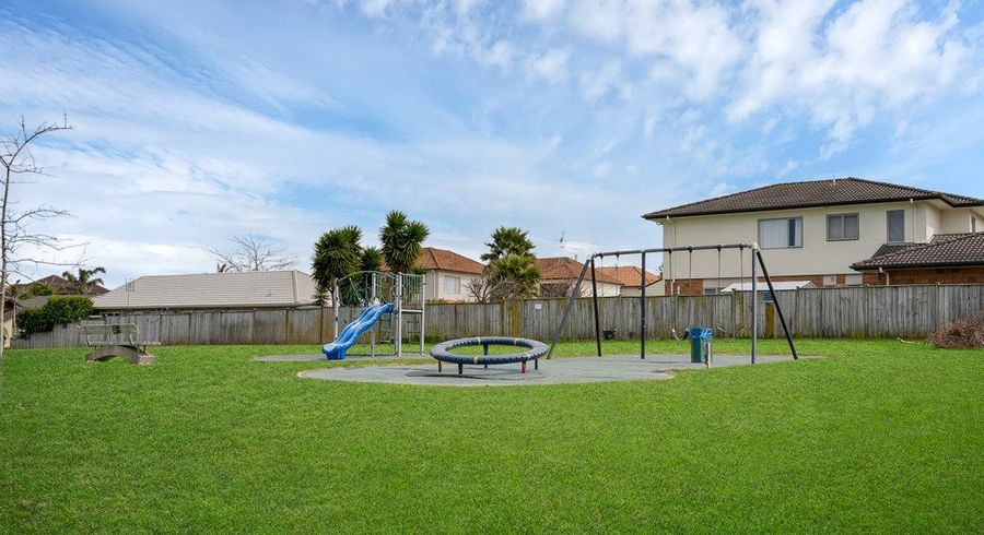  at 1 Monash Place, Flat Bush, Manukau City, Auckland