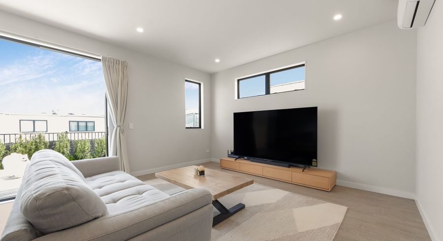  at 12 Porowha Road, Westgate, Waitakere City, Auckland