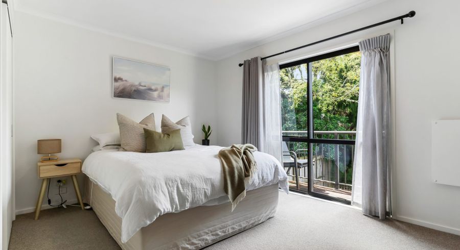  at 4/94 Glengarry Road, Glen Eden, Waitakere City, Auckland