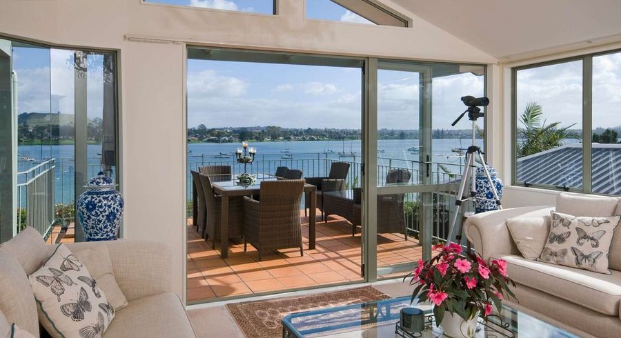 at 83 Fisher Parade, Sunnyhills, Manukau City, Auckland