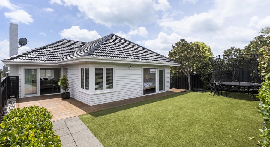  at 22 Rutherford Terrace, Meadowbank, Auckland City, Auckland