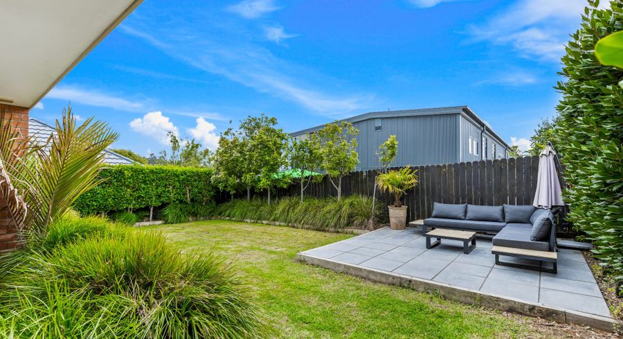  at 2/8 Crewe Close, Albany, North Shore City, Auckland