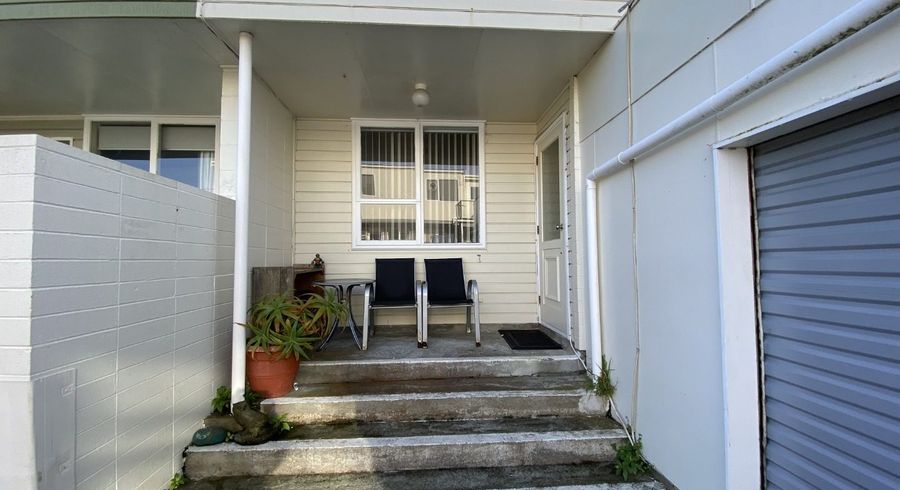  at 19 Duchess Place, Maupuia, Wellington, Wellington