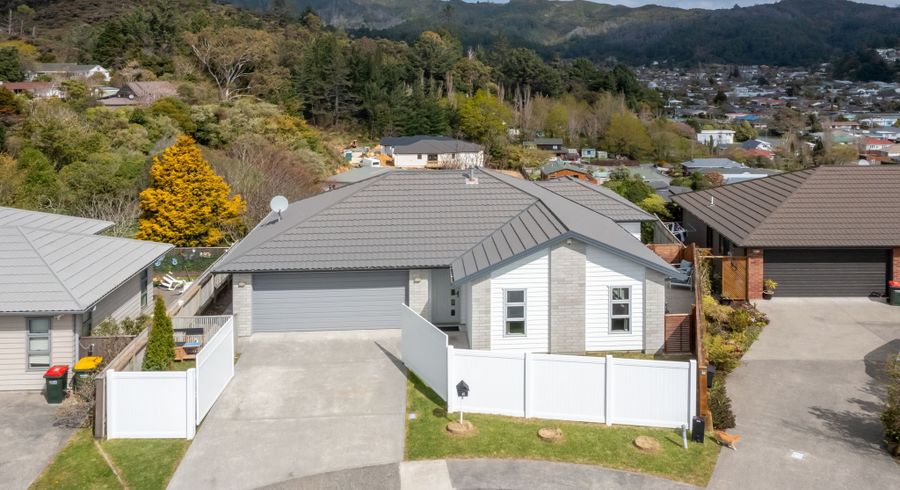  at 40 Speldhurst Grove, Stokes Valley, Lower Hutt