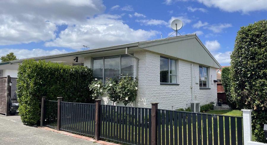  at 1/176 Grimseys Road , Redwood, Christchurch City, Canterbury