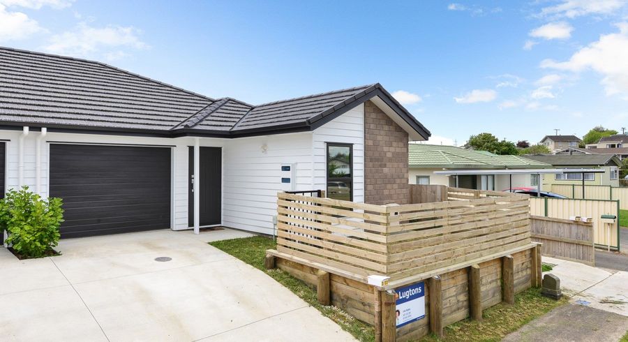  at 2/33 Cowley Drive, Temple View, Hamilton