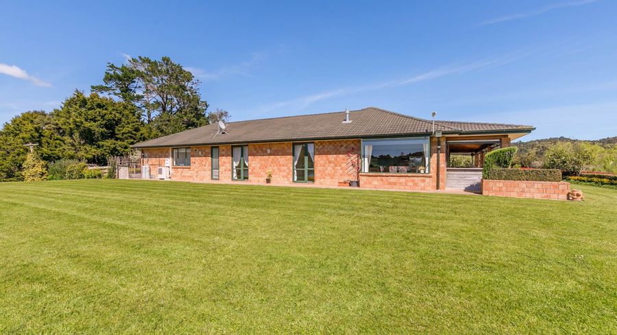  at 748 Weranui Road, Silverdale